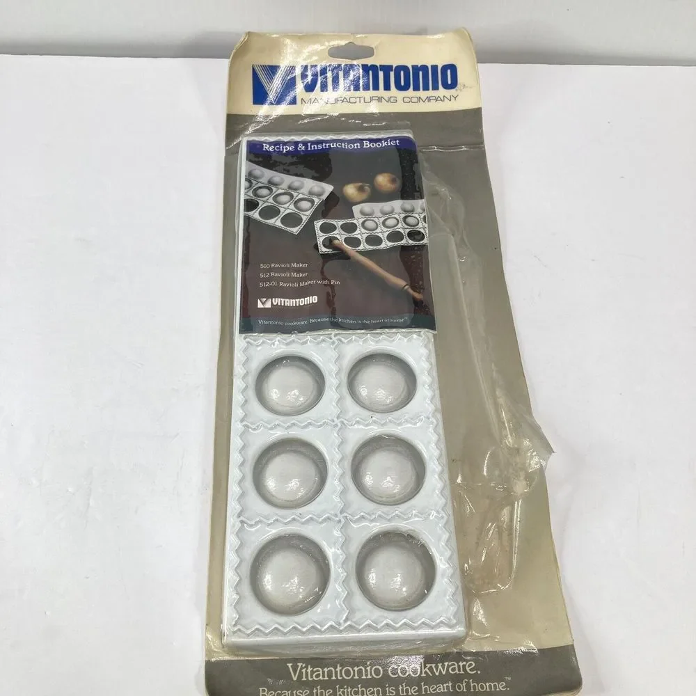 VINTAGE Vitantonio‎ Ravioli Maker/Press #512 Missing Rolling Pin - Unused Item
